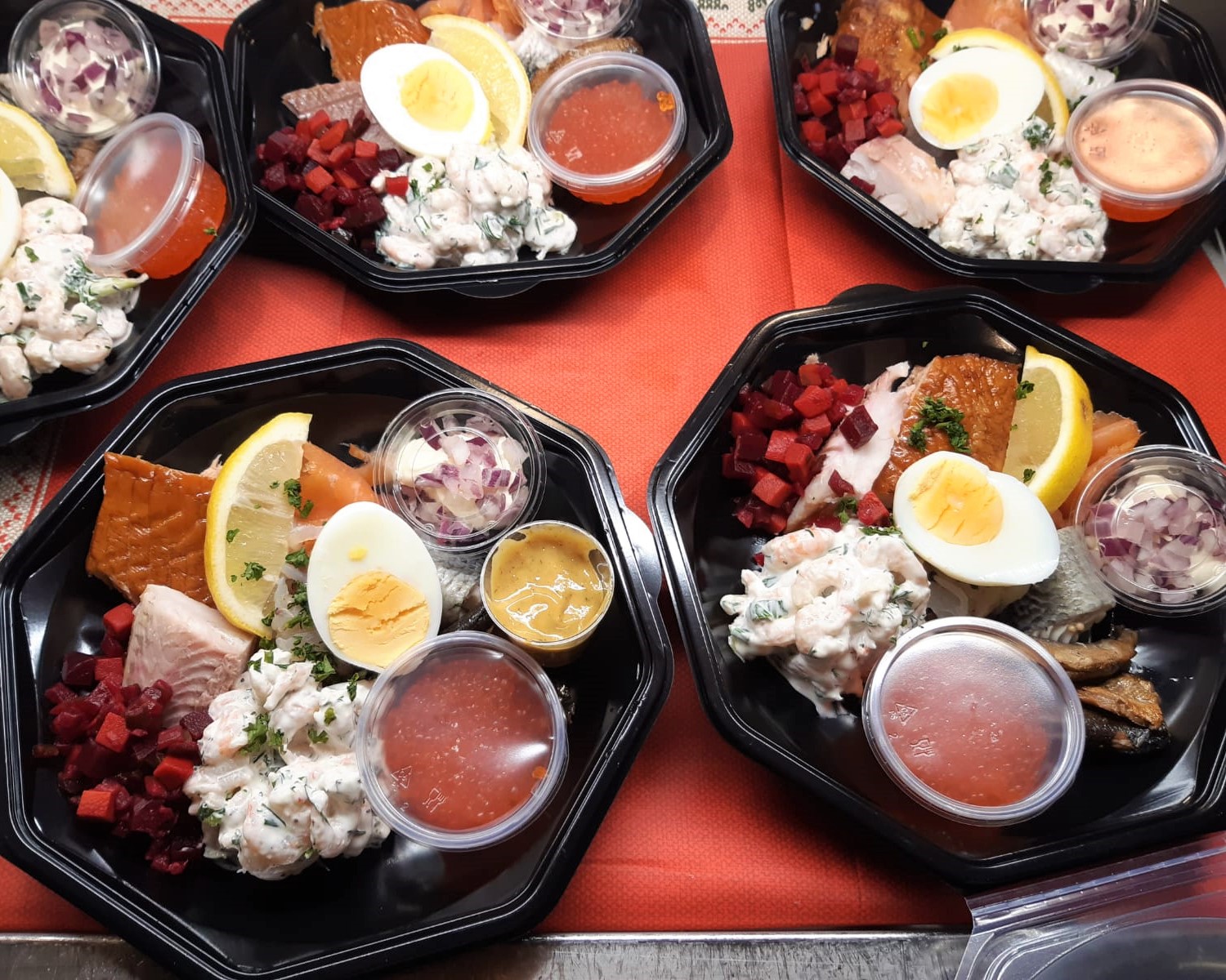 Jouluisia kalamenuannoksia